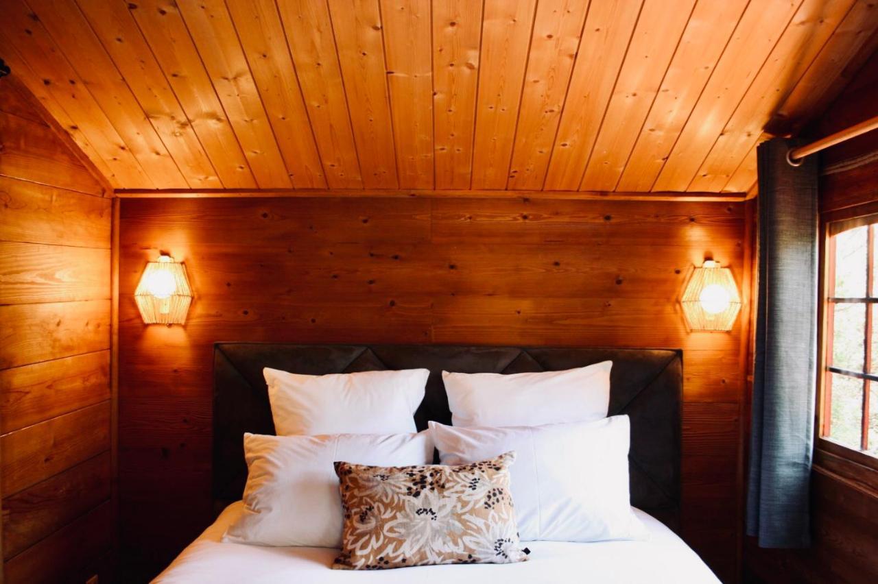L'Hacienda Maison D'Hotes Bagnols-en-Forêt Esterno foto